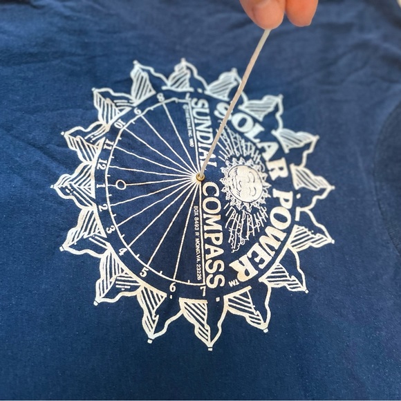 1980 “solar power” vintage sundial tee - Picture 3 of 3